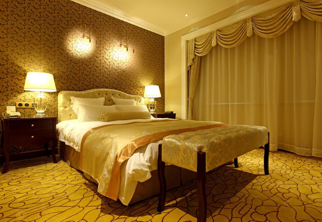 Alton Hotel Wuhu Экстерьер фото