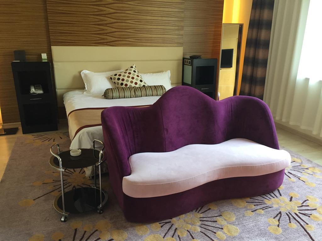 Alton Hotel Wuhu Номер фото
