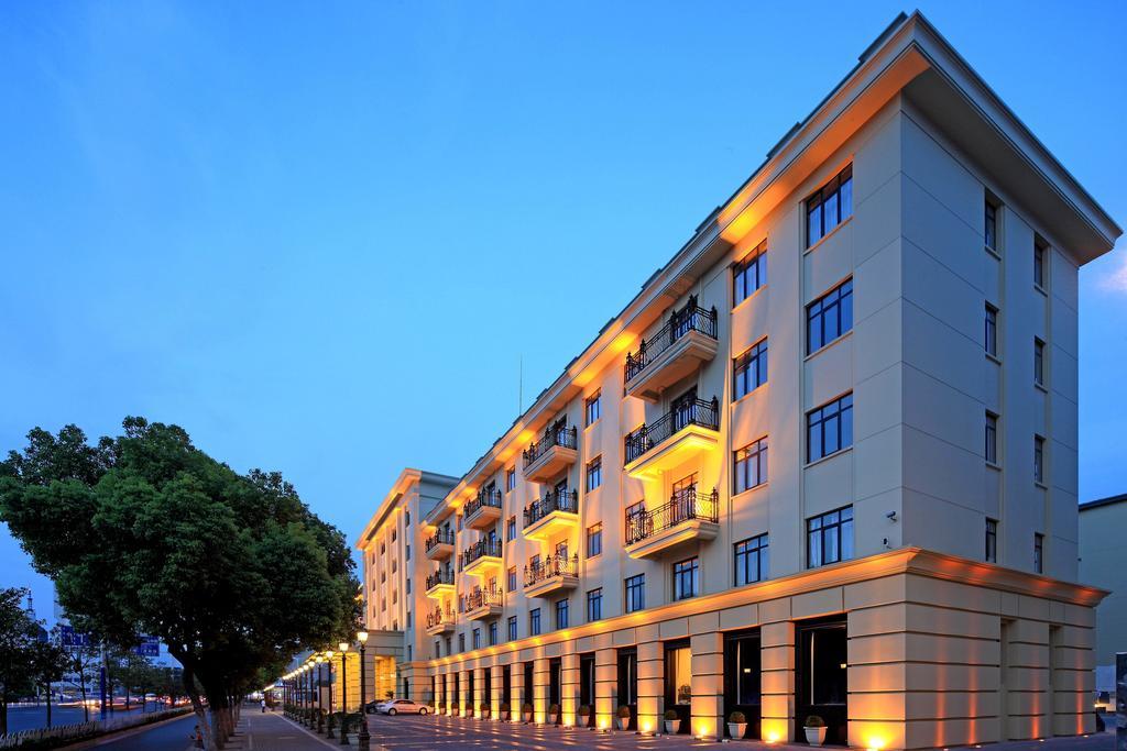 Alton Hotel Wuhu Экстерьер фото